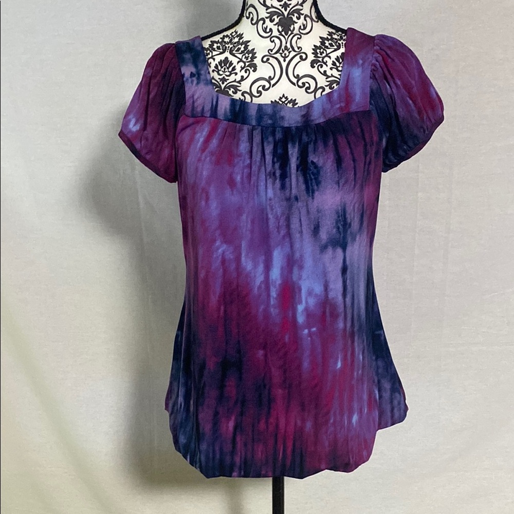 Dress Barn Purple and Blue Puff Sleeve and Bubble Hem Blouse Great Condition Y2K